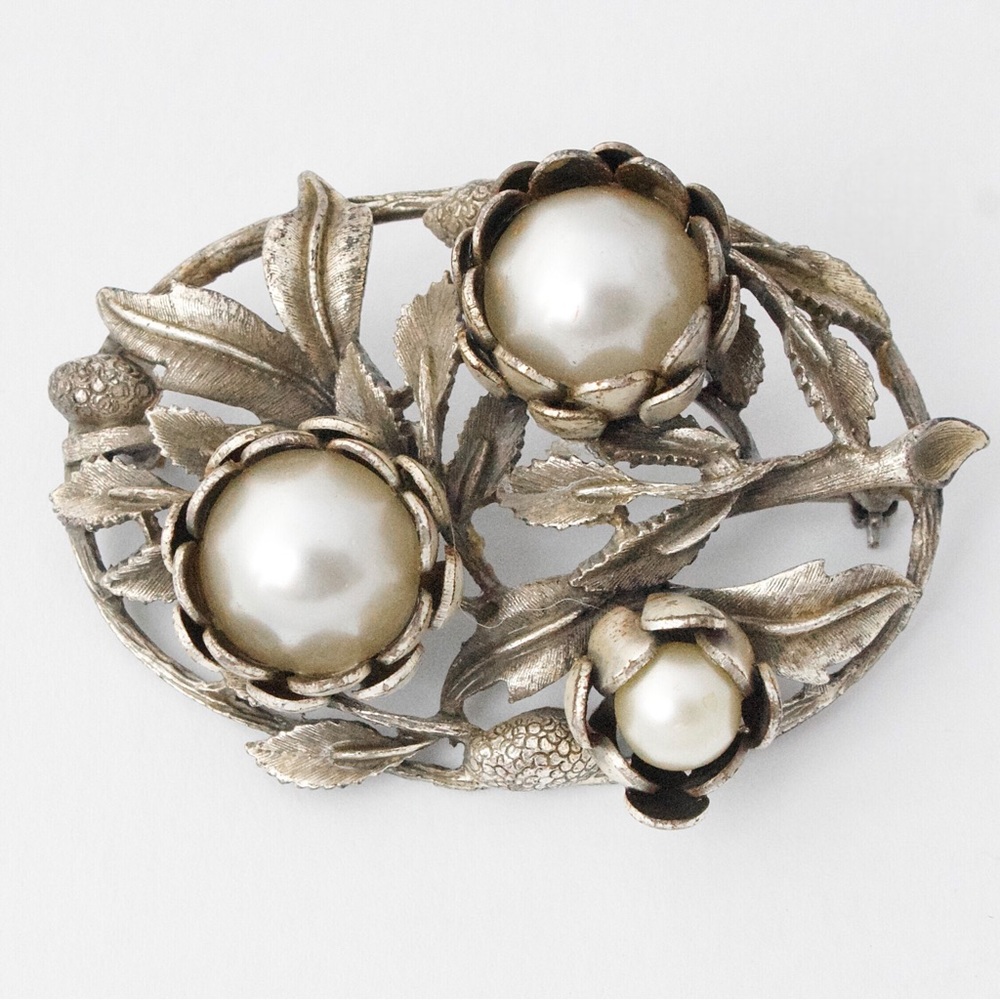 Vintage Faux Pearl Floral Brooch Pin Large Ornate Oval with Flower Buds & Leaves
